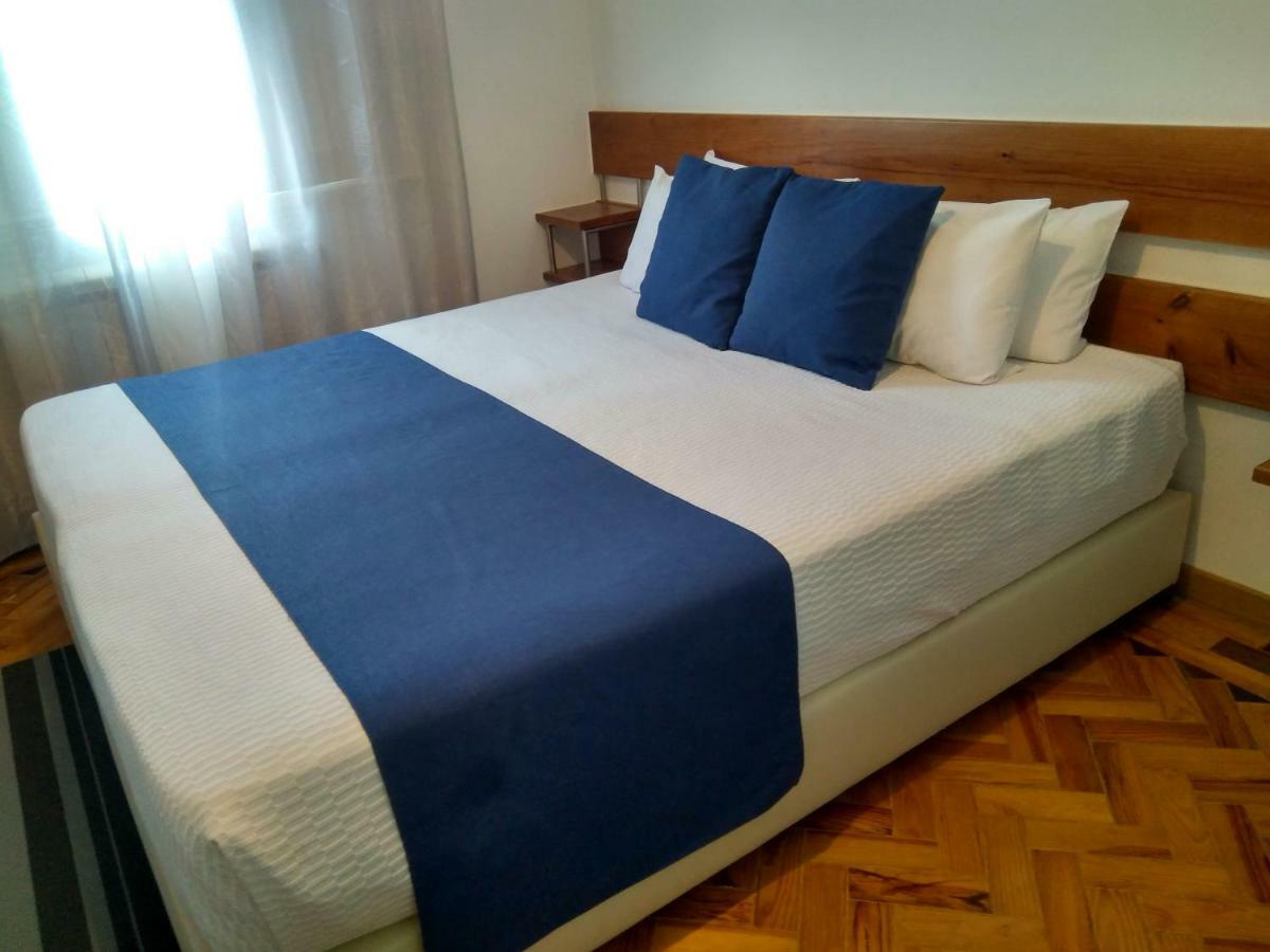 Villa Boutique Vila de Rei Bilik gambar